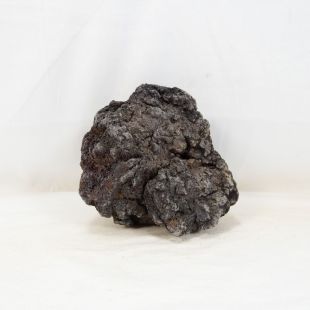 Comprar roca volcánica negra con agujeros para decorar acuarios en tienda online especializada en peces, Pzes Alcorcón, tienda.pzes.es