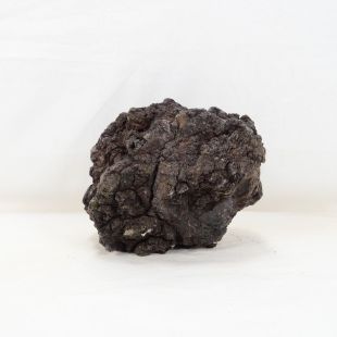 Comprar roca volcánica negra con agujeros para decorar acuarios en tienda online especializada en peces, Pzes Alcorcón, tienda.pzes.es